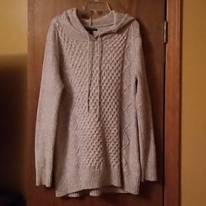 American Eagle Outfitters Sweater